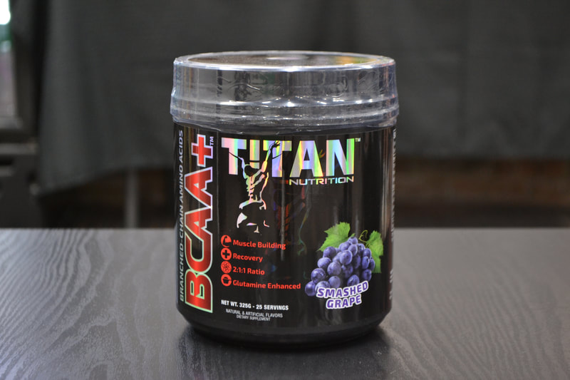 Titan Nutrition Pre-Workout Juggernaut Supplement Smashed Grape Flavor